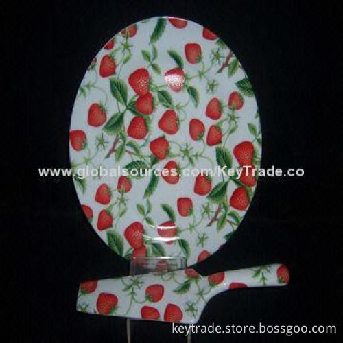 Fine Porcelain Cake Plate in Round-shaped with Decal Designs